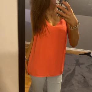 Rosa linne - Kontakta vid intresse av köp💞 Säljer för att den inte kommer till användning 