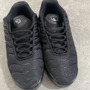 Nike sko Tn - Helt nya oanvända de var små på mig drf vill jag sälja de 