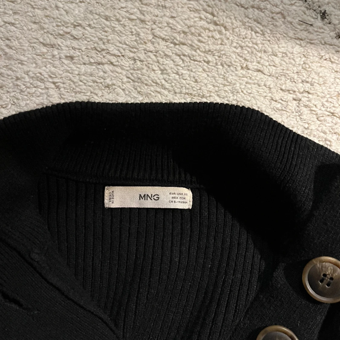 Stickad tröja från Mango - 91