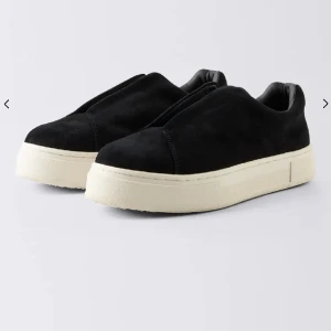 Eytys - Säljer mina fina skor från Eytys eftersom de inte kommer till användning längre 