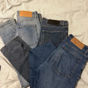 Cheap Monday Jeans  - Jättesnygga jeans från cheap monday, passar både tjejer och killar. Dom är slimfit, alltså inte skinny men inte baggy, lågmidjade! Strl. 29/32.  Säljer 1 pag för 150kr alla 3 för 300kr.☺️