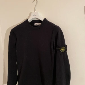 Stone island tröja - Tröja i bra skick Scan  