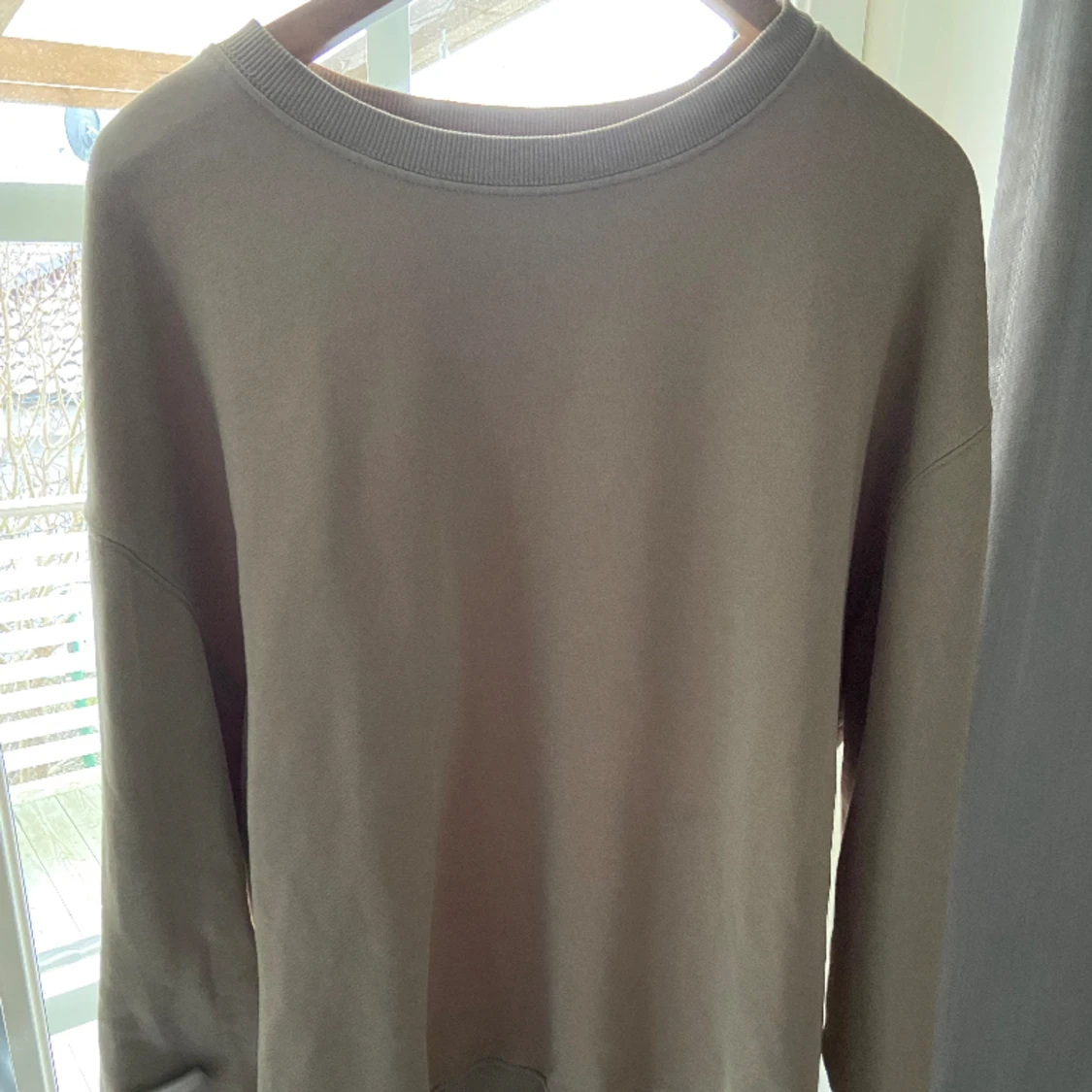 Weekday Beige Tröja