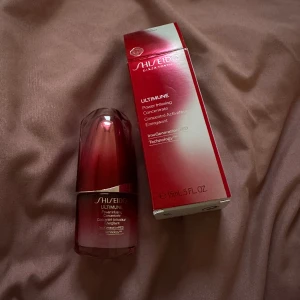 Shiseido serum  - Oöppnad oanvänd serum från Shiseiodo 15 ml 