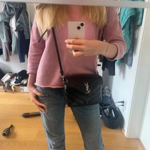 Trekvartsärmad - Fin trekvartsärmad tröja i rosa, sweatshirtmaterial. Storlek XS