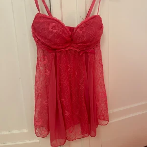 Spets linne - Gulligt spetslinne💘