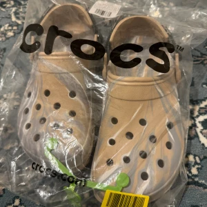 Crocs - Hely ny