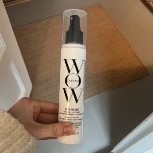 RASIE THE ROOT - rasie the root, volym spray från color wow, full storlek edast testad, så den är full