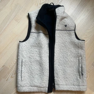 Morris fleece väst  - Storlek M, nyskick. 