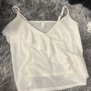 Sommar blus  - Jätte fin blus från hm