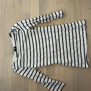 Tröja randig  - Randig tröja 