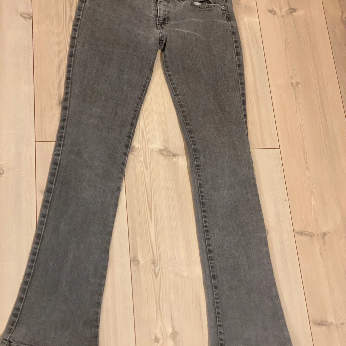 Gråa Diesel jeans