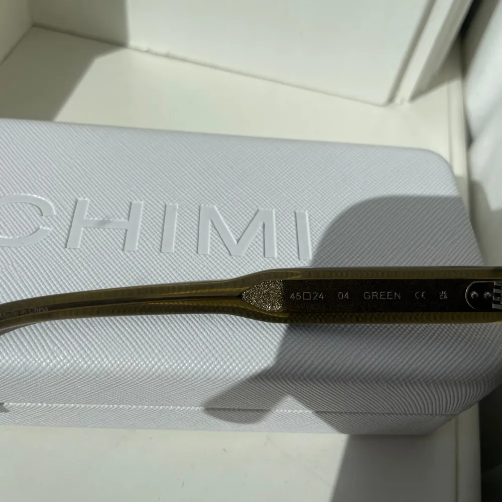 Super fina CHIMIS 04 green som är mycket sparsamt använda! Perfekta till i vår och i sommar💞  Bara att skriva vid funderingar eller för fler bilder💞  (Påsen till glasögonen finns)   . Accessoarer.