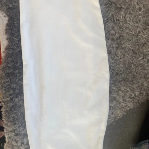 Bandeau-topp - Liten bandeau-topp. Passar någon med mindre byst. 