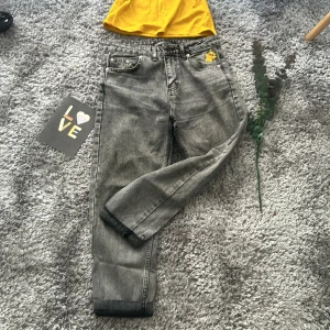 Jeans - Eur 36 size, very good condition 