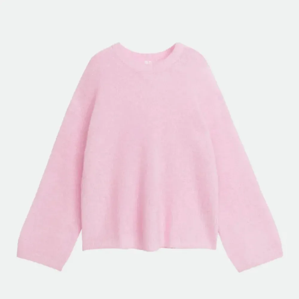 SÖKER denna rosa stickade tröja från Arket i storlek XS💕 Hör gärna av dig om du kan sälja!. Stickat.