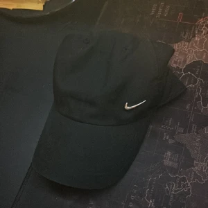 Nike keps - Nike keps använd ett fåtal gånger, har blivit liggandes hemma