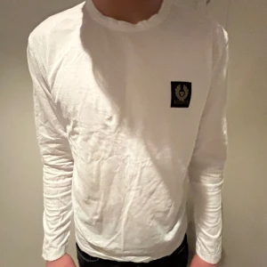 Belstaff långarmad  - Oanvänd Belstaff långarmad tröja 