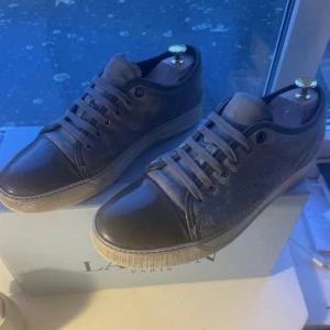 Lanvin skor  - Riktigt feta Lanvins, skick 7/10.  Box och dustbag finns Kom gärna med erbjudanden eller frågor Mvh EAresell