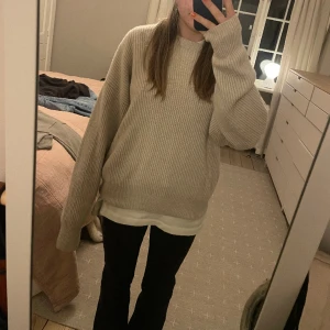 Soft goat tröja  - Jättefin soft goat tröja i storlek L! Jag på bilden brukar ha s/m