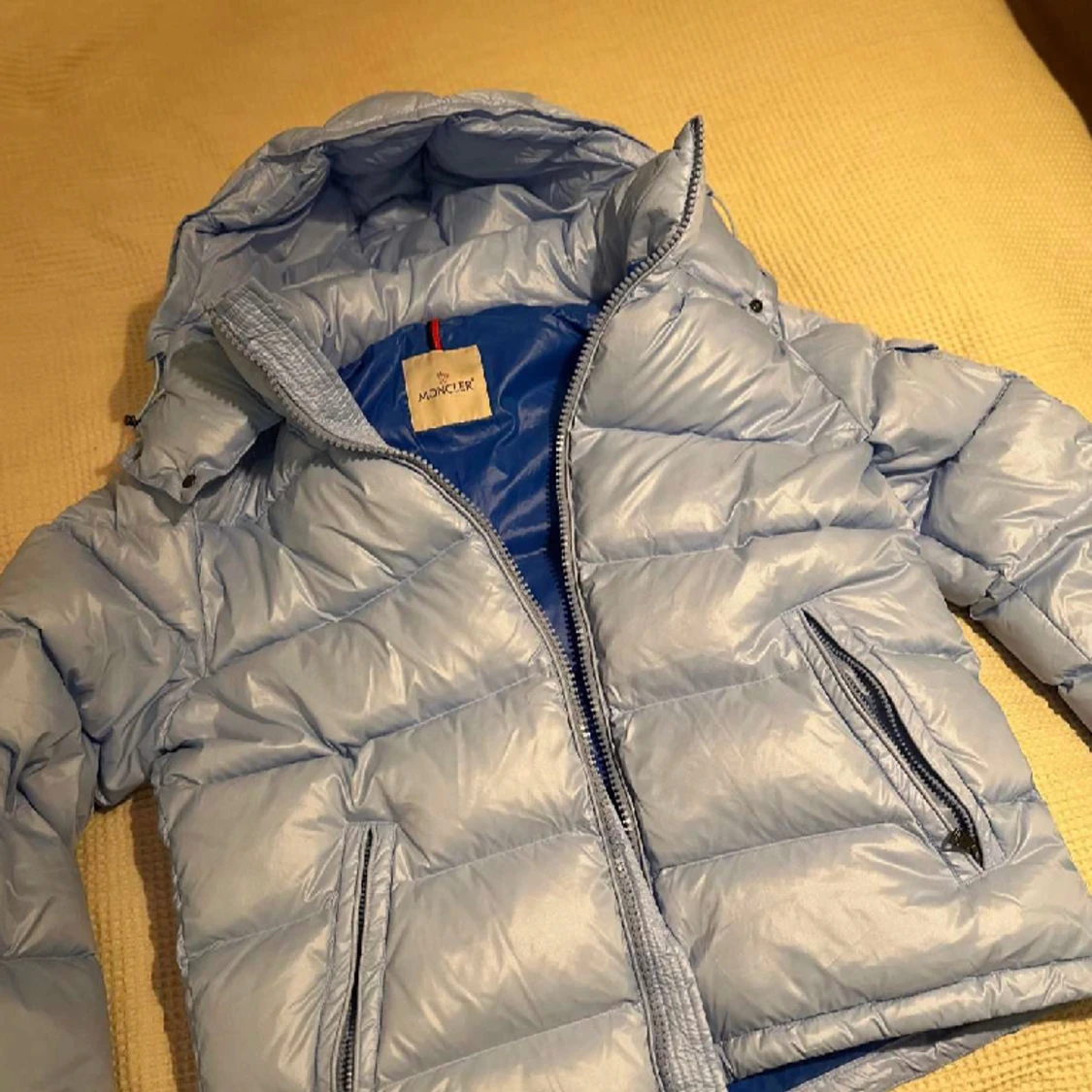 Moncler maya