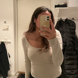 Långärmad tröja - Har ni frågor är det bara att kontakta mig❤️❤️