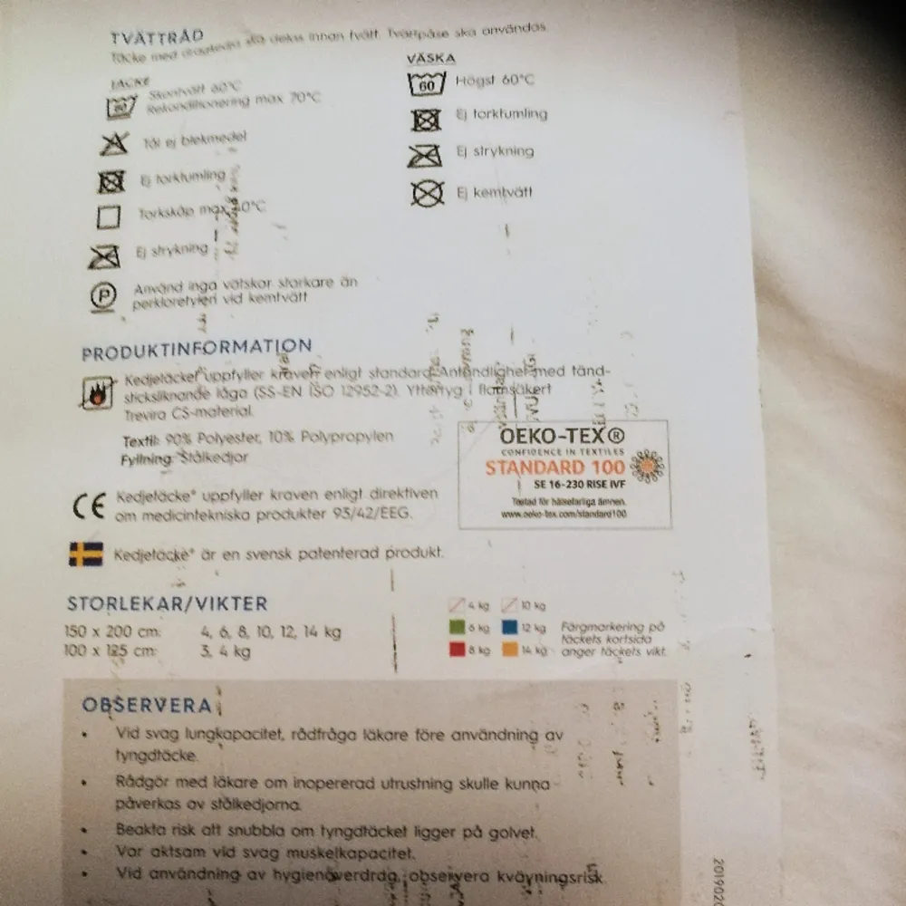 Kedjetäcke 6 kg, från Somna®. Effektivt för lindrig av oro, ångest &sömnlöshet. Hjälper kroppen att slappna av och förbättrar sömnkvaliten. Täcket är det svalaste på marknaden, kedjorna insydda vilket gör det ljudlöst. Tvättbart.Nypris 5999. Övrigt.