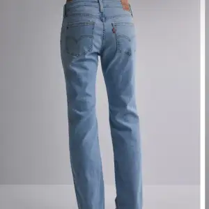 Super fina jeans i storleken 27💕