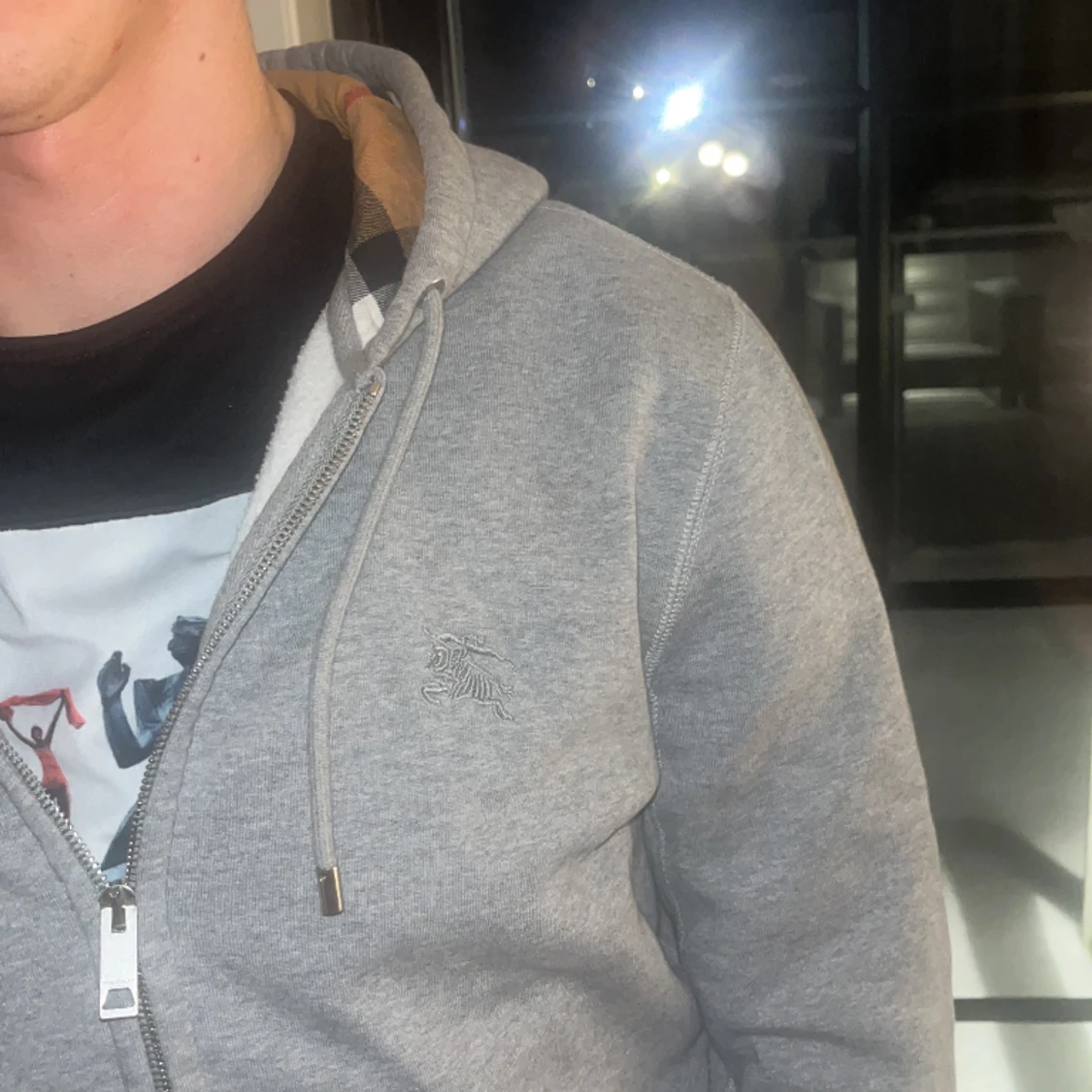 Burberry hoddie  - 91