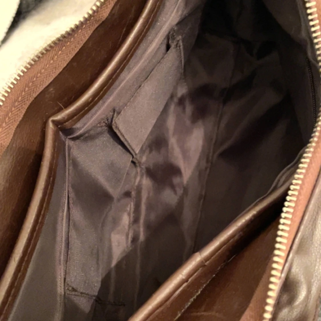 Brun handväska  - 91