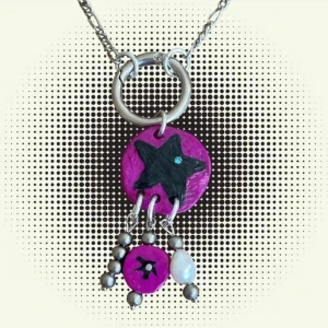 𓇼STAR NECKLACE𓇼 - handgjord berlock av fimolera ✮ utsmyckad med strass av glas ✮ glaserad med glansigt lack ✮ kedja 40cm