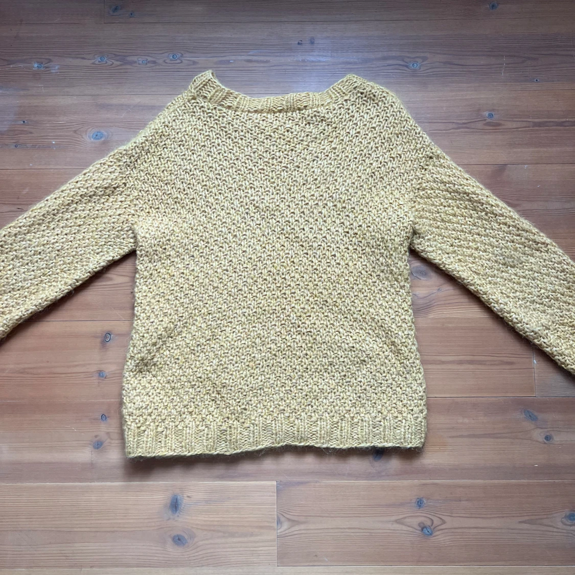 Stickad tröja - 90