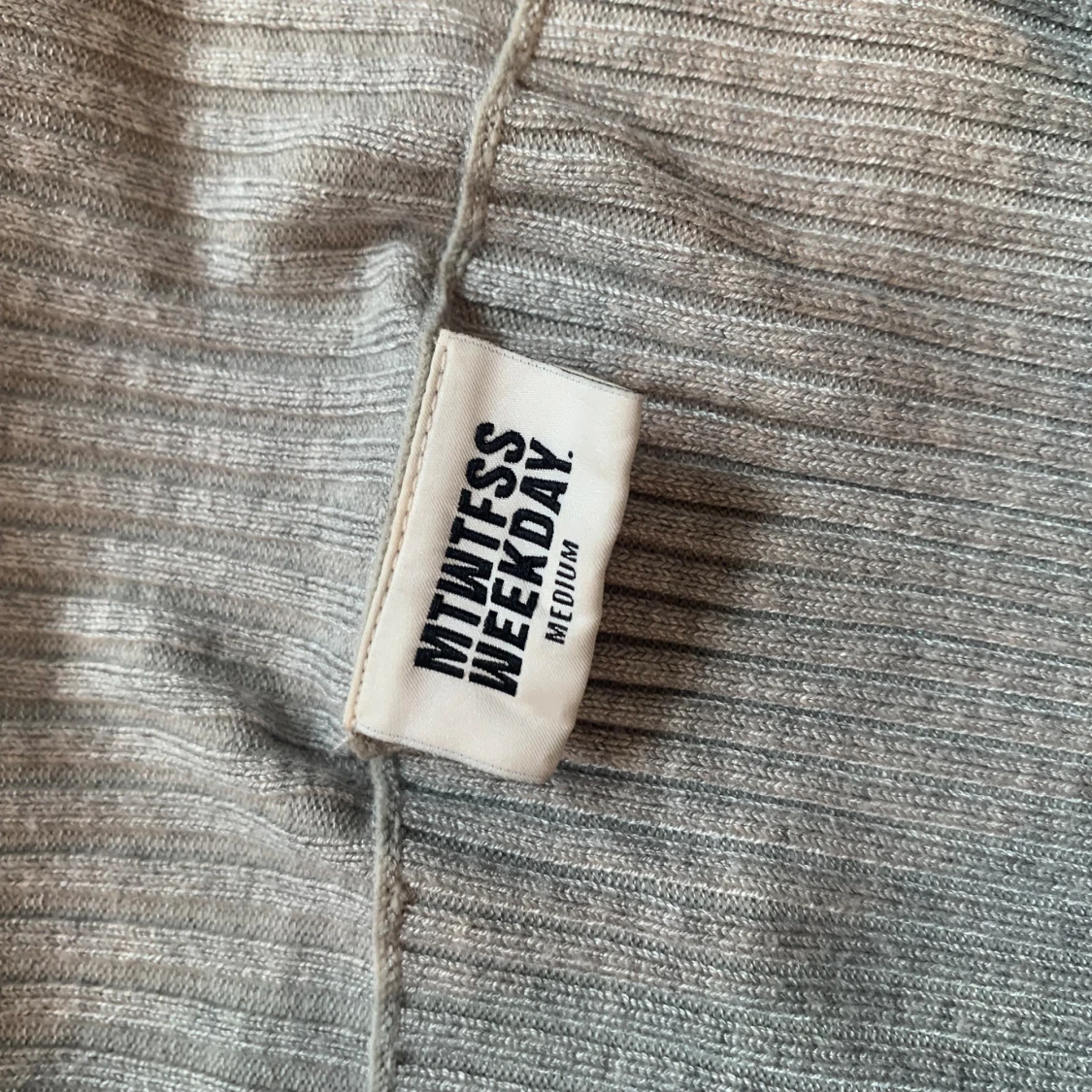 Off shoulder tröja  - 90