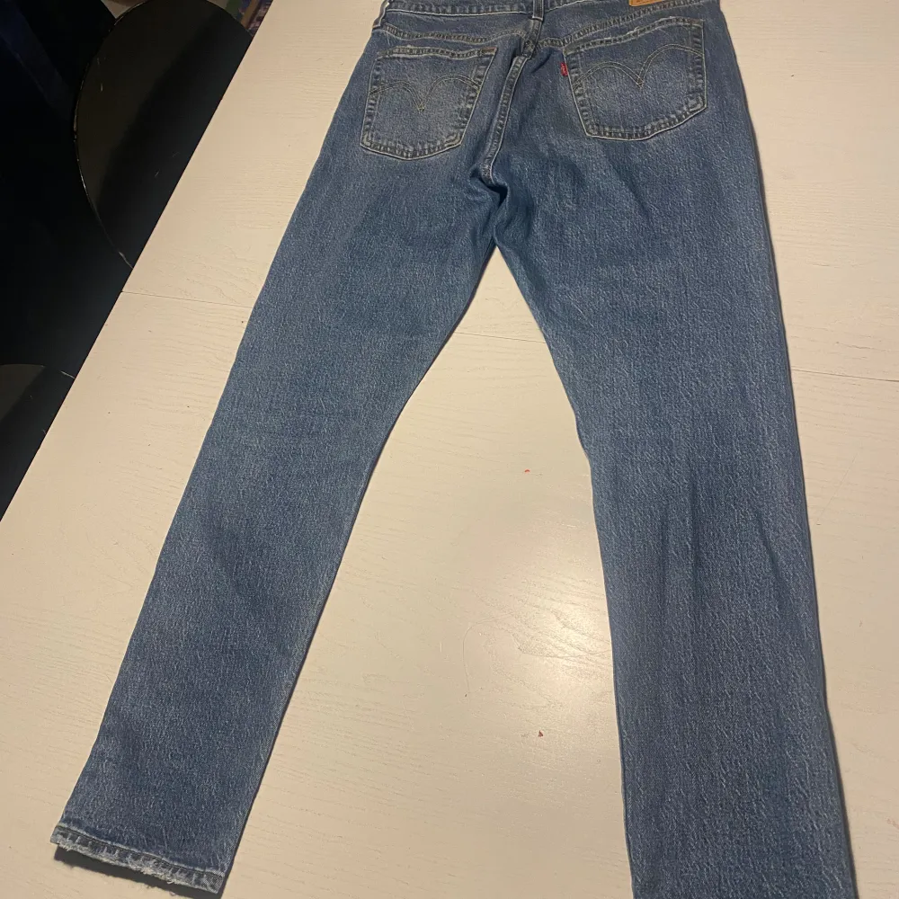 Levis 501 skinny i nyskick. Jeans & Byxor.