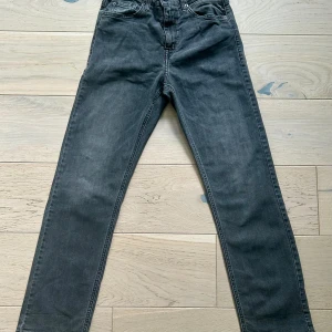 Replay jeans - Snygga replay jeans nypris: 1000kr.  de har inga fläckar eller defekter och är nästan oanvända. 