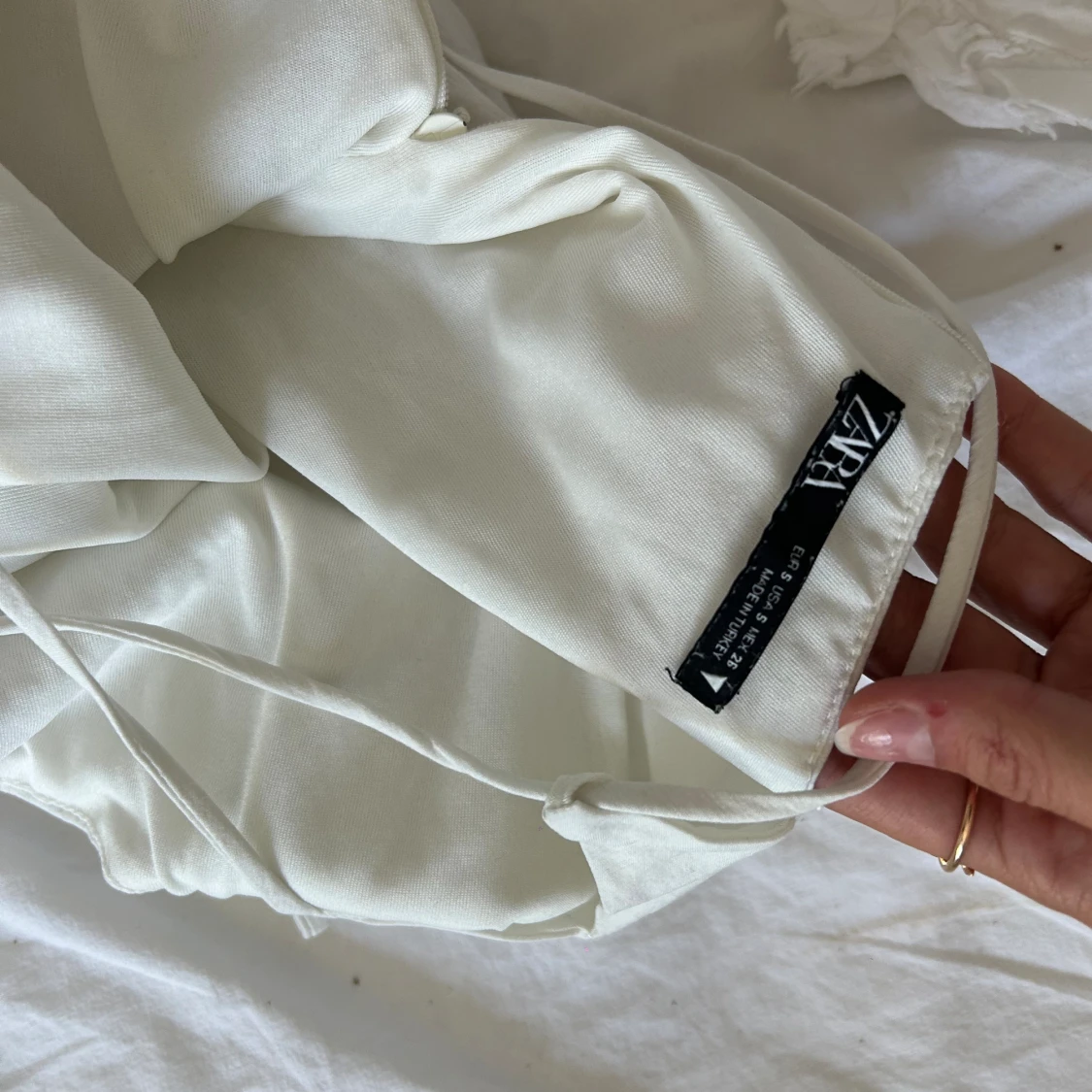 Lång vit klänning - 93