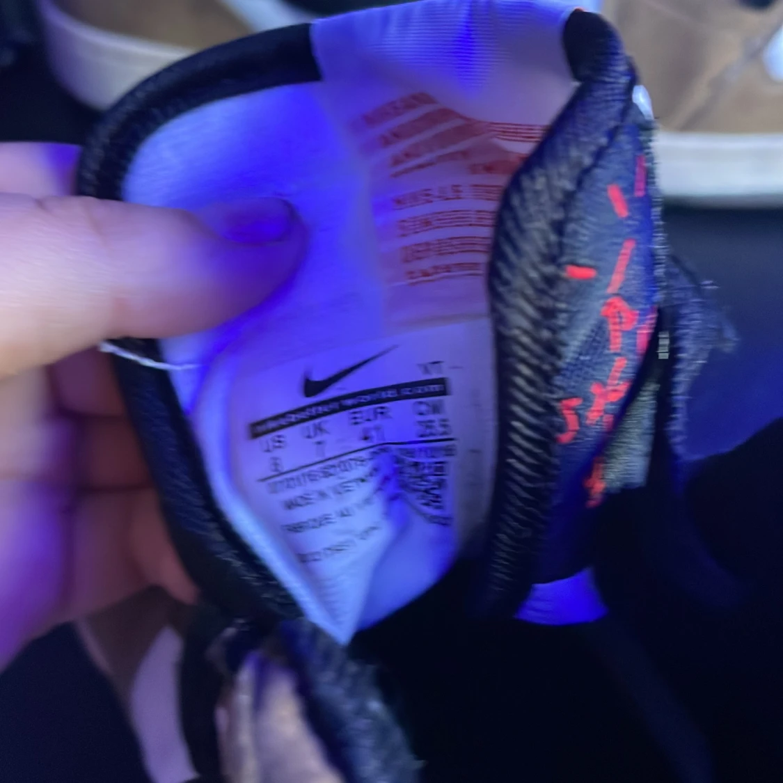 Travis scott skor - 3