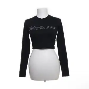 Lång ärmad juicy couture tröja som är som en crop - top 💞 alla stenar är kvar!