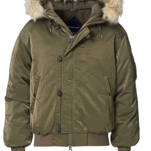 Gant bomber jacka - Oanvänd Gant Arctic bomberjacka