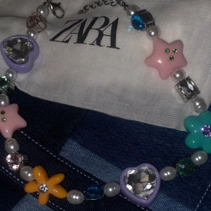 Zara halsband - Köpte för 1 år sen. Inte använd 