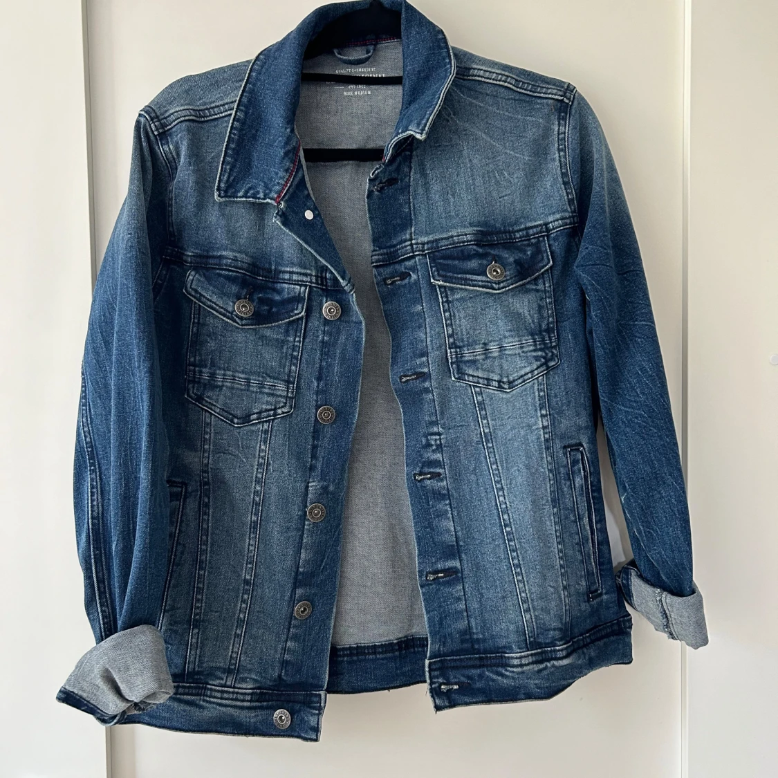 Oanvända Stretch jeansjacka 