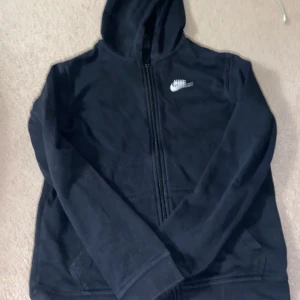 Jätte Snygg Nike hoodie!!! (Dragkedja) - Skick 9/10