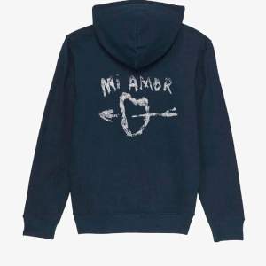 Jättefin hoodie från mira Paris, nypris 1700