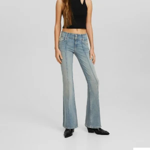 Bershka jeans - Säljer mina snygga berschka jeans! Inga defekter, Nyskick!💓