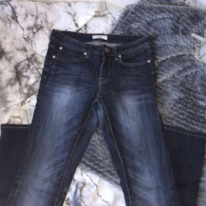 Jeans  - Aldrig använda av mej 