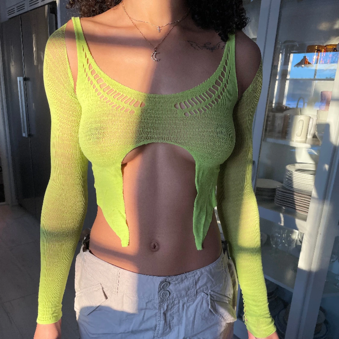 Knitted lime top with removable sleeves 