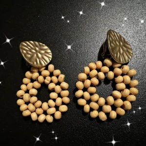 Earrings #4 - Clamp wood 