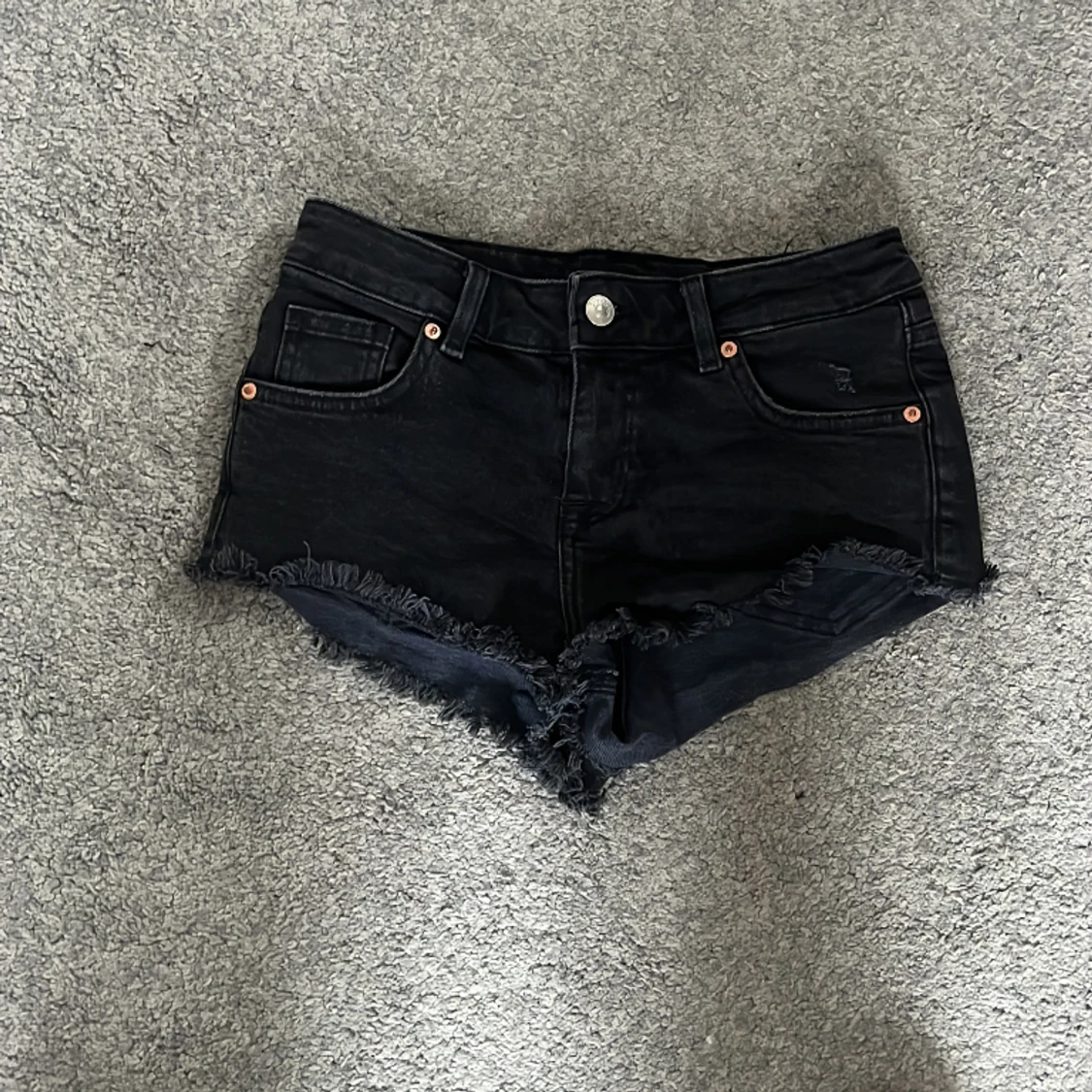 Svart jeansshorts Xs