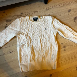 Ralph lauren stickad tröja - Strl S❤️passar den som vanligtvis har XS