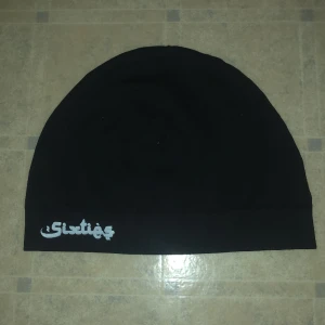 sixties mössa  - Säljer min sixties mössa helt ny skick 